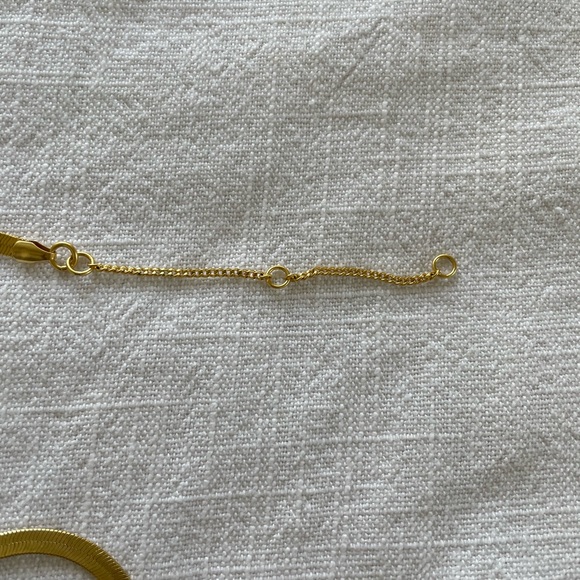 Madewell Delicate Collection Demi-Fine Skinny Herringbone Chain - Picture 5 of 8